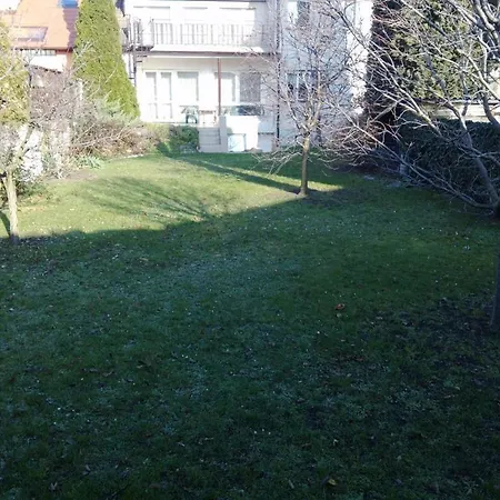 Tripokojovy Byt 100m2 S Terasou A Zahradou 300m2 * Podebrady